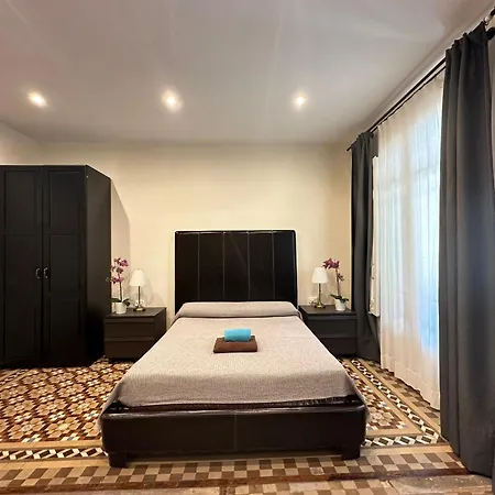 לינה וארוחת בוקר Rooms Balval ברצלונה